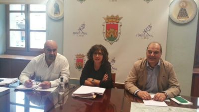 El tripartito contrata los servicios de un gabinete de prensa por 1.500 euros al mes