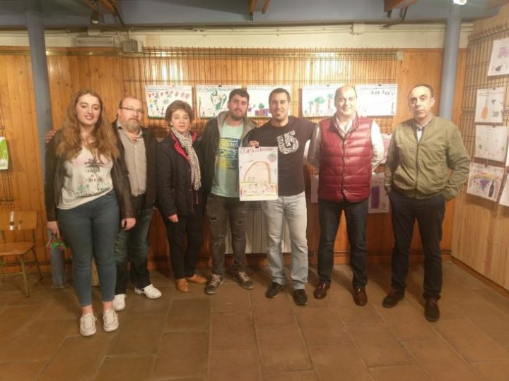 Foto de grupo Cartel Infantil fiestas San Juan, San Felices y San Pedro