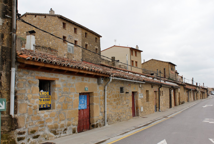 Bodegas en Anguciana