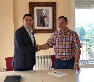 Firma convenio colaboración Manzanares 2