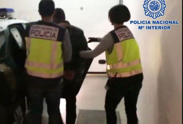 FOTO TRASLADO DETENIDO
