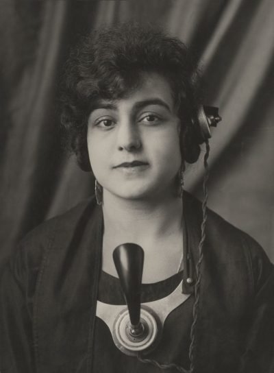 Vicenta Montañana Cortés. Central de San Pedro, Barcelona_Fundación Telefónica