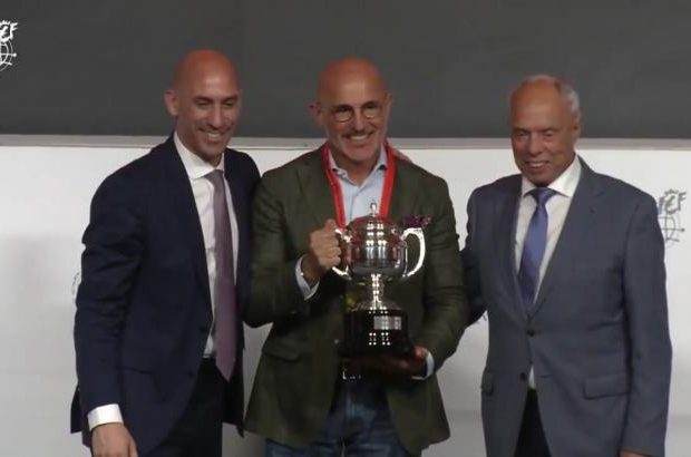 Trofeo Haro Deportivo con Luis de la Fuente