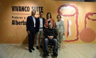 De izda a dcha, Santi y Rafael Vivanco, Ana Arambarri, Angélica Sáenz. En el centro, Alberto Corazón