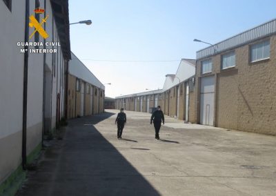 Calle de un poligono-2