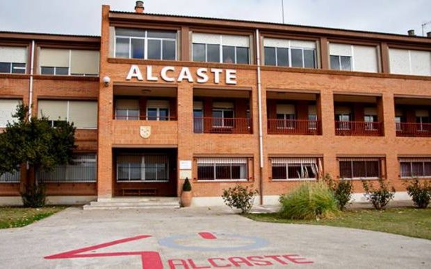 Alcaste