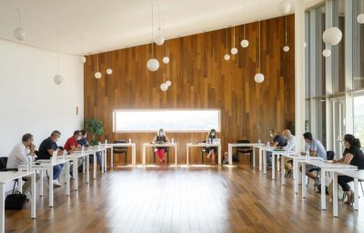 Reunión Eva Hita y Nuria Bazo con sector agrícola