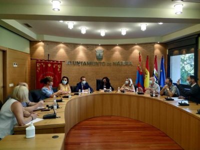 Andreu con alcaldes y Comité Cuidados Rurales en Nájera