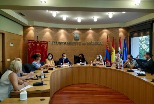 Andreu con alcaldes y Comité Cuidados Rurales en Nájera