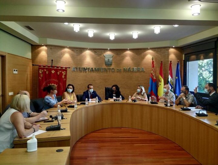 Andreu con alcaldes y Comité Cuidados Rurales en Nájera