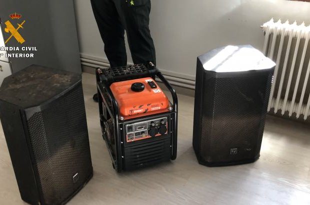 Equipo intervenido fiesta rave 2